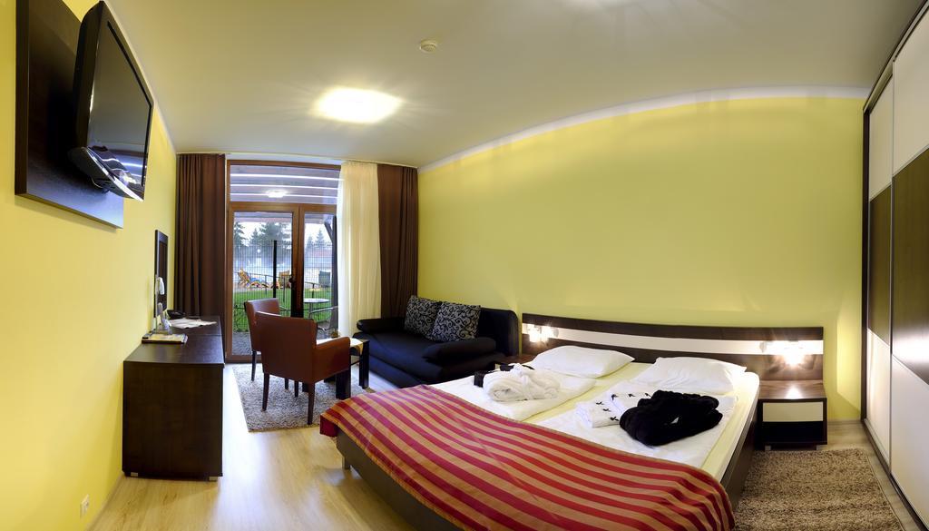 Luxury Apartment Kristof Bešeňová Esterno foto